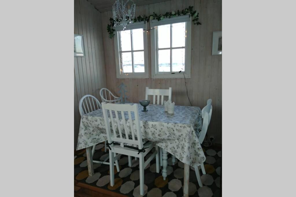 Cosy Cottage-Alfabakki-With Hot Tub Stori-Bakki Exterior photo